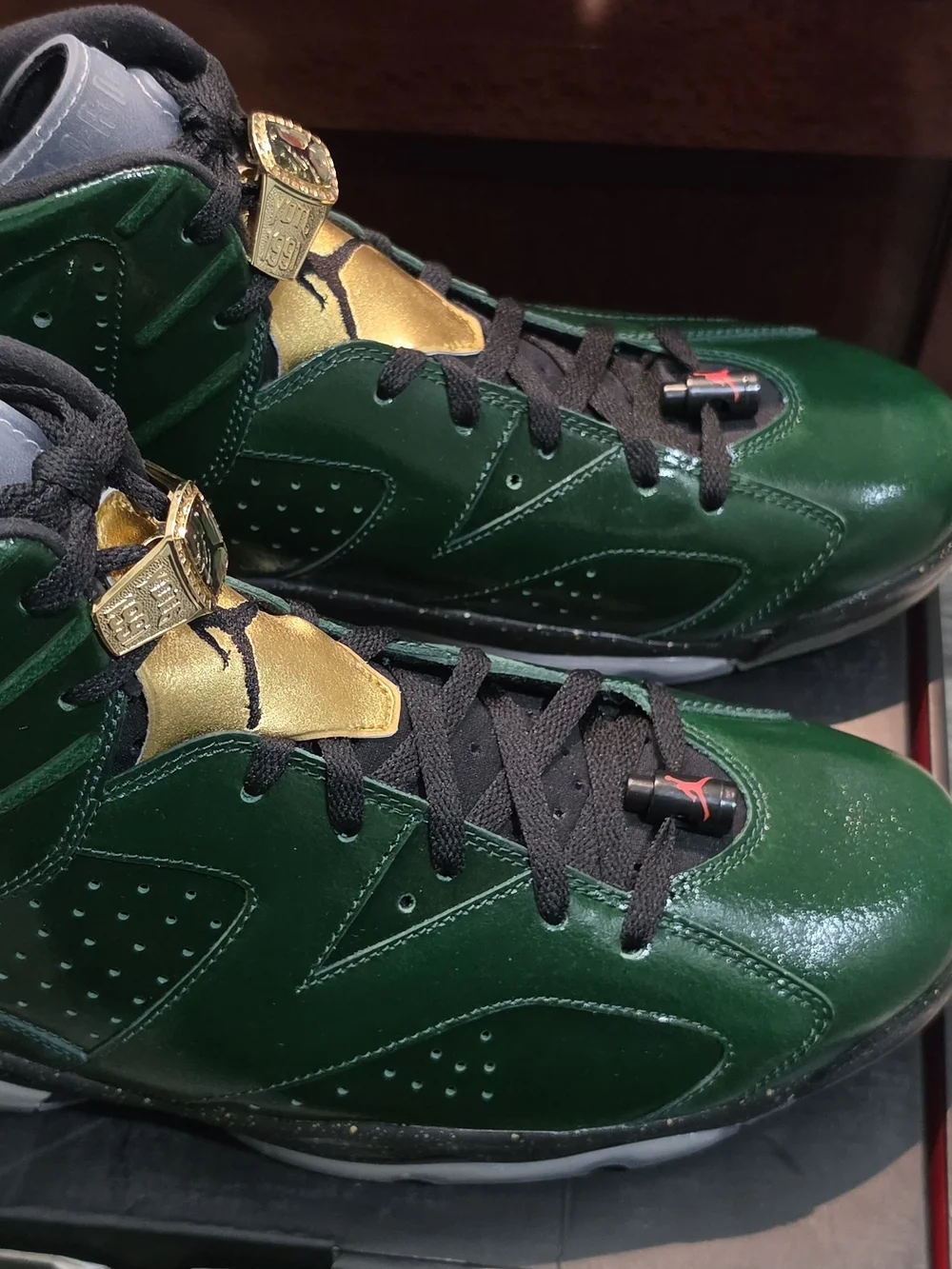 Nike Air Jordan 6 Retro Champainge. Men's Size 15 US.